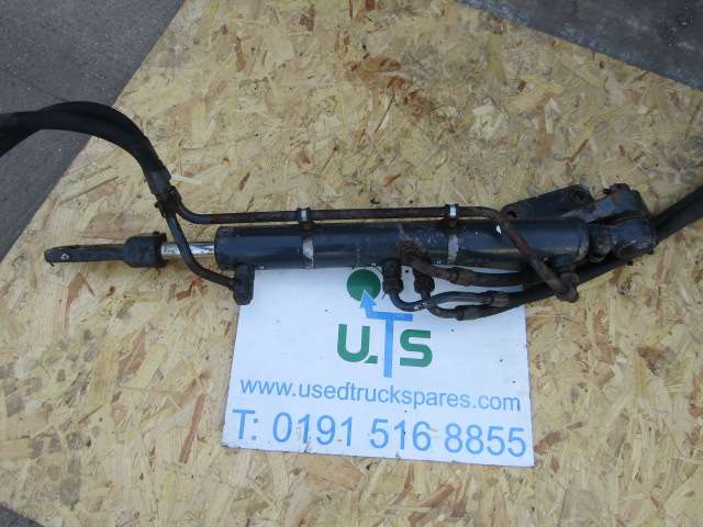 IVECO STRALIS EURO 5 460 CENTRE AXLE STEERING RAM - Photo 2