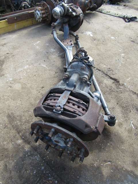 IVECO STRALIS FRONT AXLE COMPLETE WITH HUBS - Photo 2