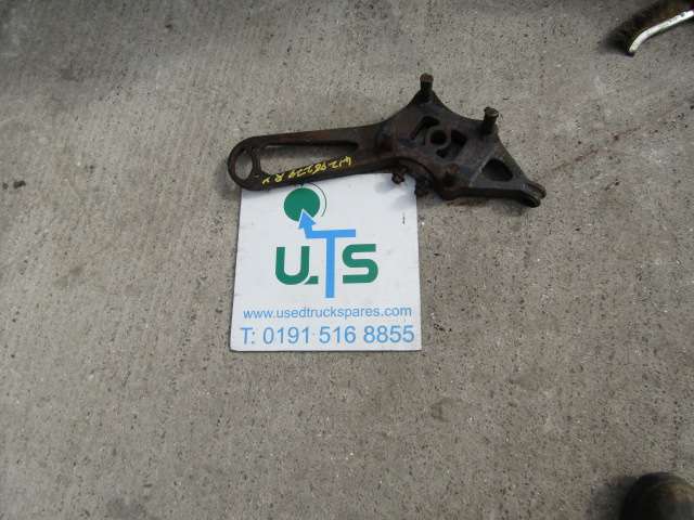 IVECO STRALIS CENTRE AXLE AIR BAG CARRIER